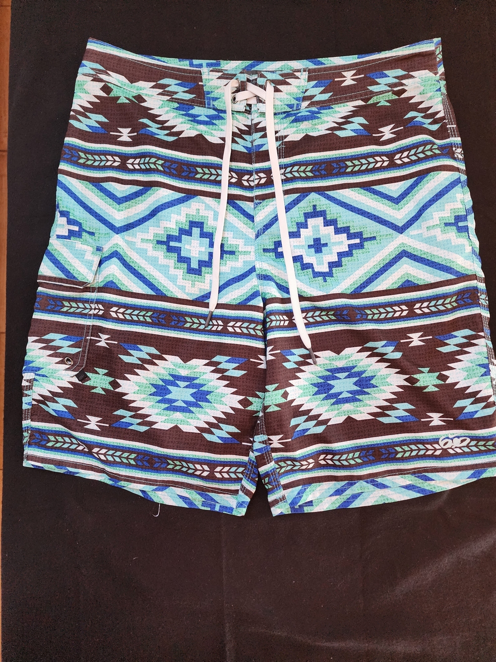 Nike Men's Aztec-Pattern Hybrid Shorts in Blue, Teal & Black. Size 34.
